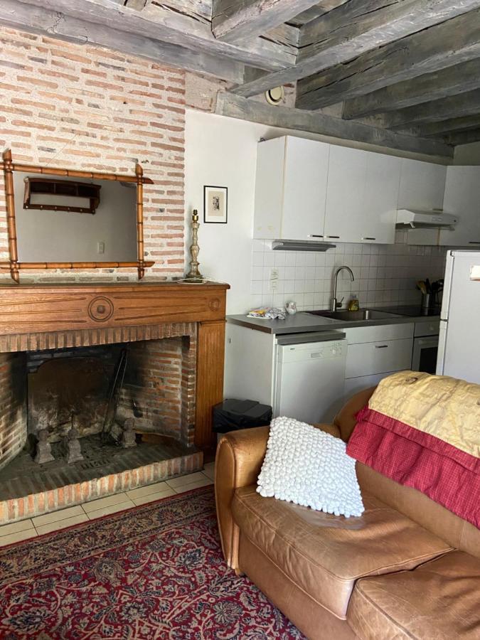Gites « Le Clos Saint Hilaire » Мер Экстерьер фото